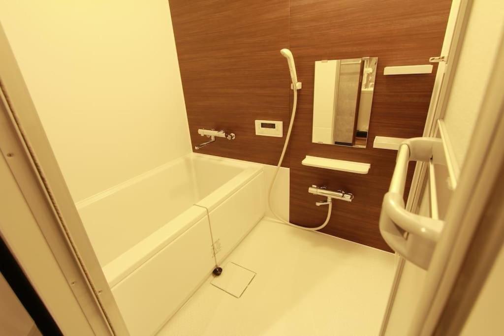 Апартаменты Shinjuku Ny House 1 Токио Экстерьер фото